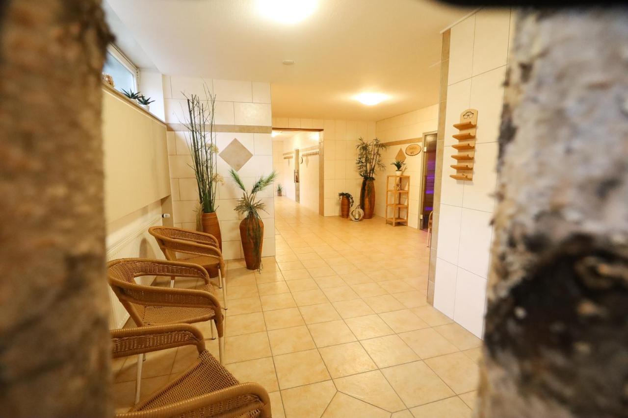 Hotel Wiehen-Therme Hullhorst Экстерьер фото