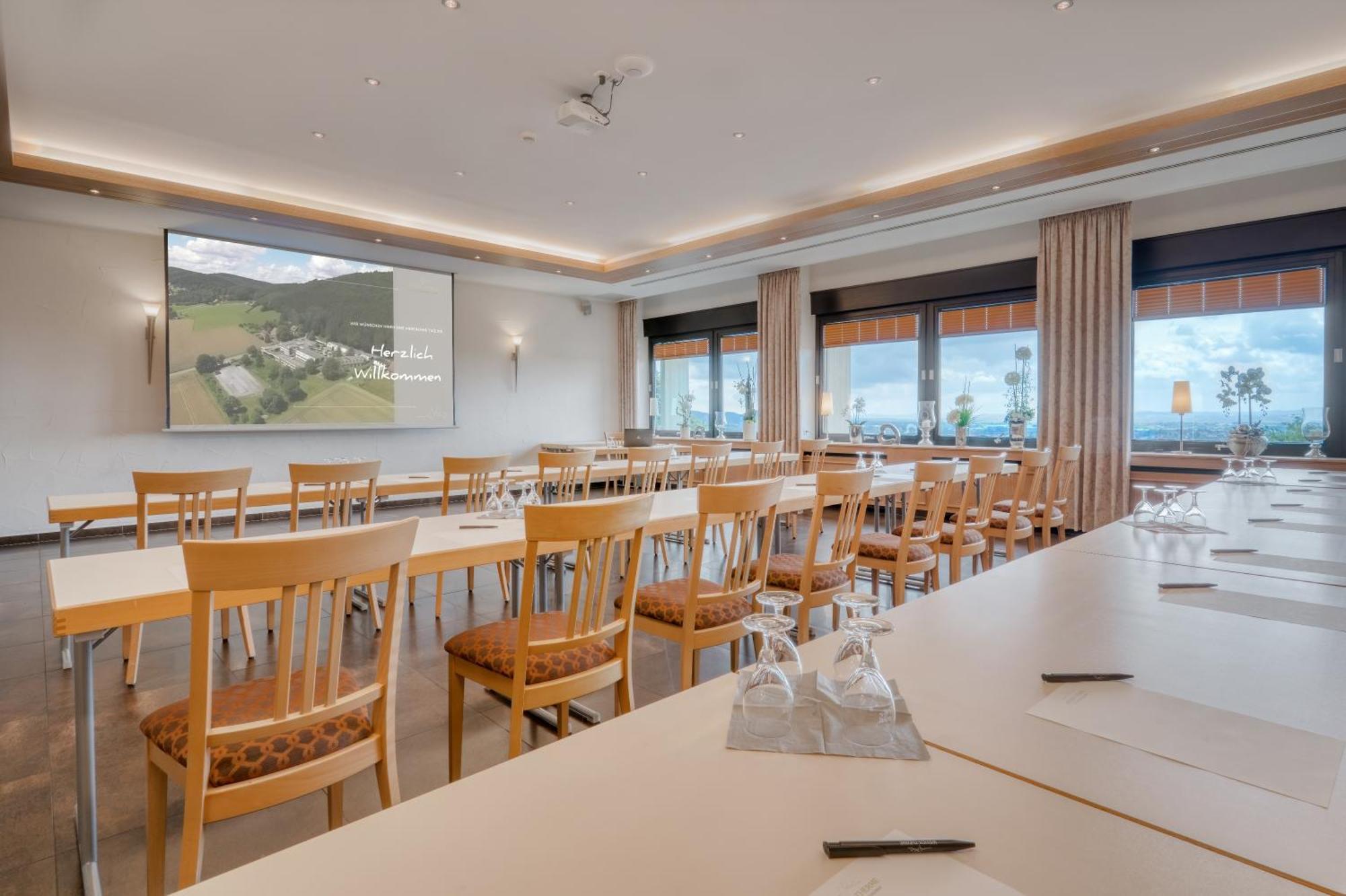 Hotel Wiehen-Therme Hullhorst Экстерьер фото