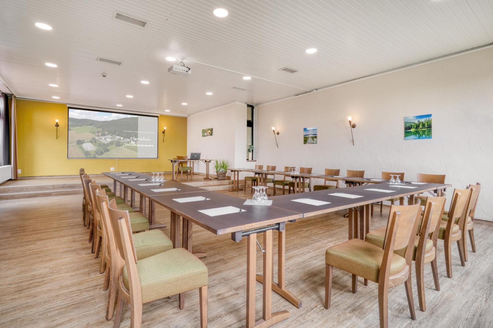 Hotel Wiehen-Therme Hullhorst Экстерьер фото