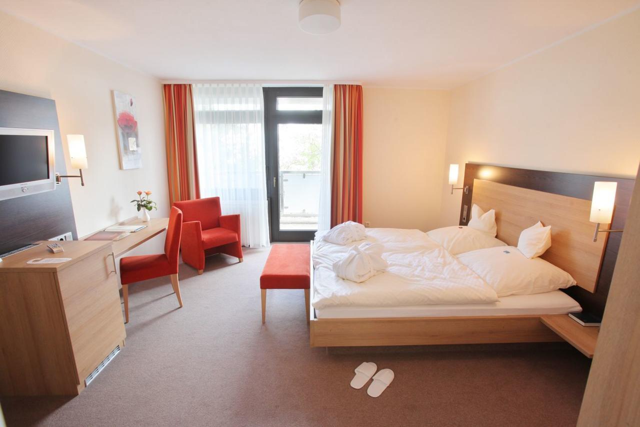 Hotel Wiehen-Therme Hullhorst Экстерьер фото