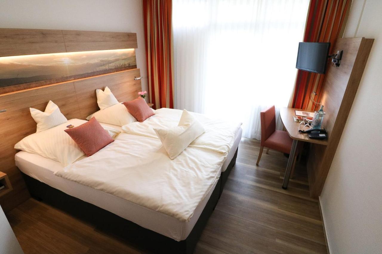 Hotel Wiehen-Therme Hullhorst Экстерьер фото